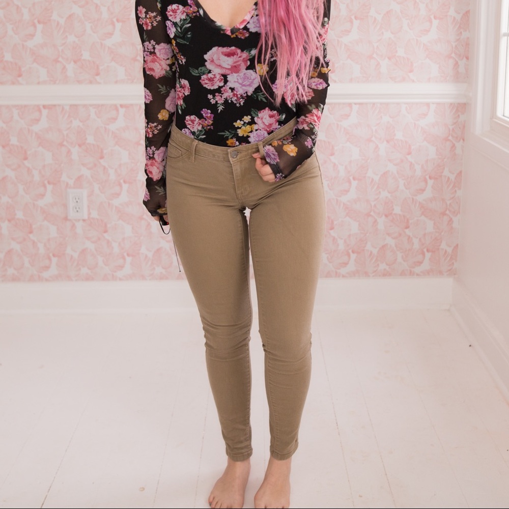 Mid Rise Jegging